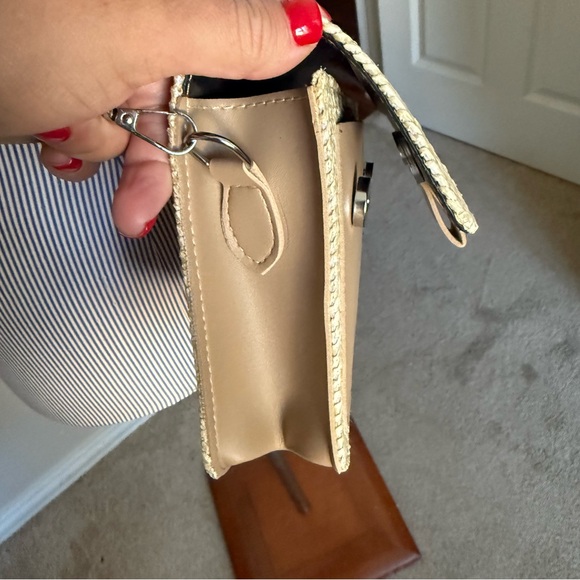 Beige Crossbody Bag - Picture 5 of 7